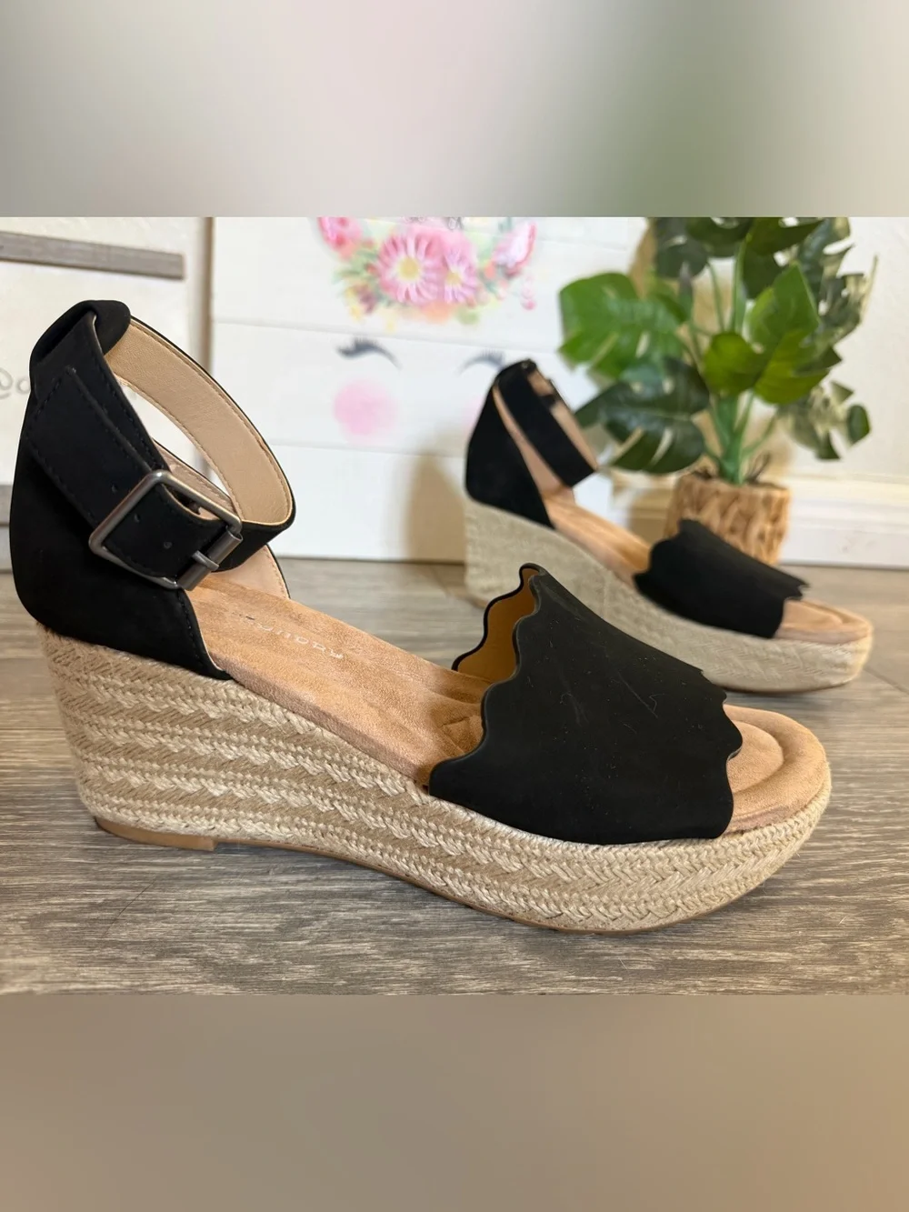 Chinese Laundry Bundle Pair Scallop Strap Wedge Espadrille Sandals Black Beige 7